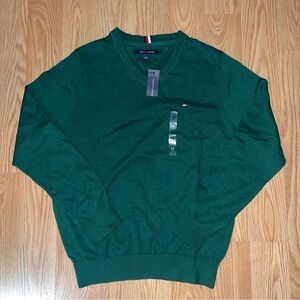 Tommy Hilfiger sweater